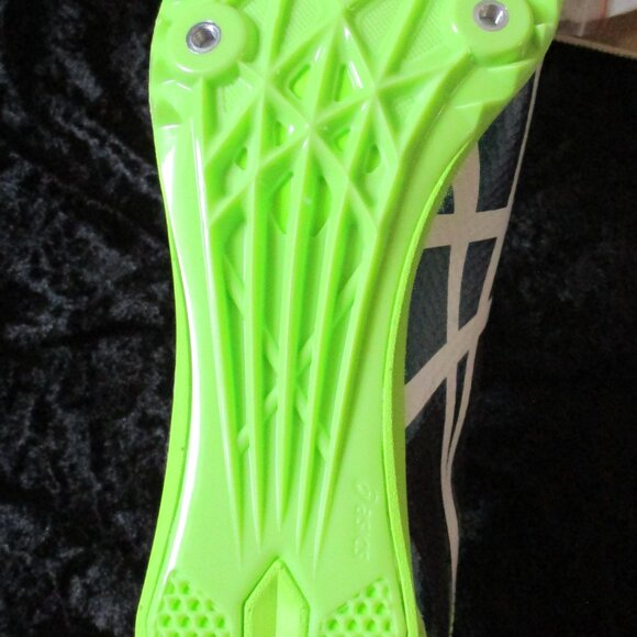 NIB Asics Cosmo Racer, Night Shade and Metal White Cleats-Sz. 10.5 Medium Width - Picture 2 of 4